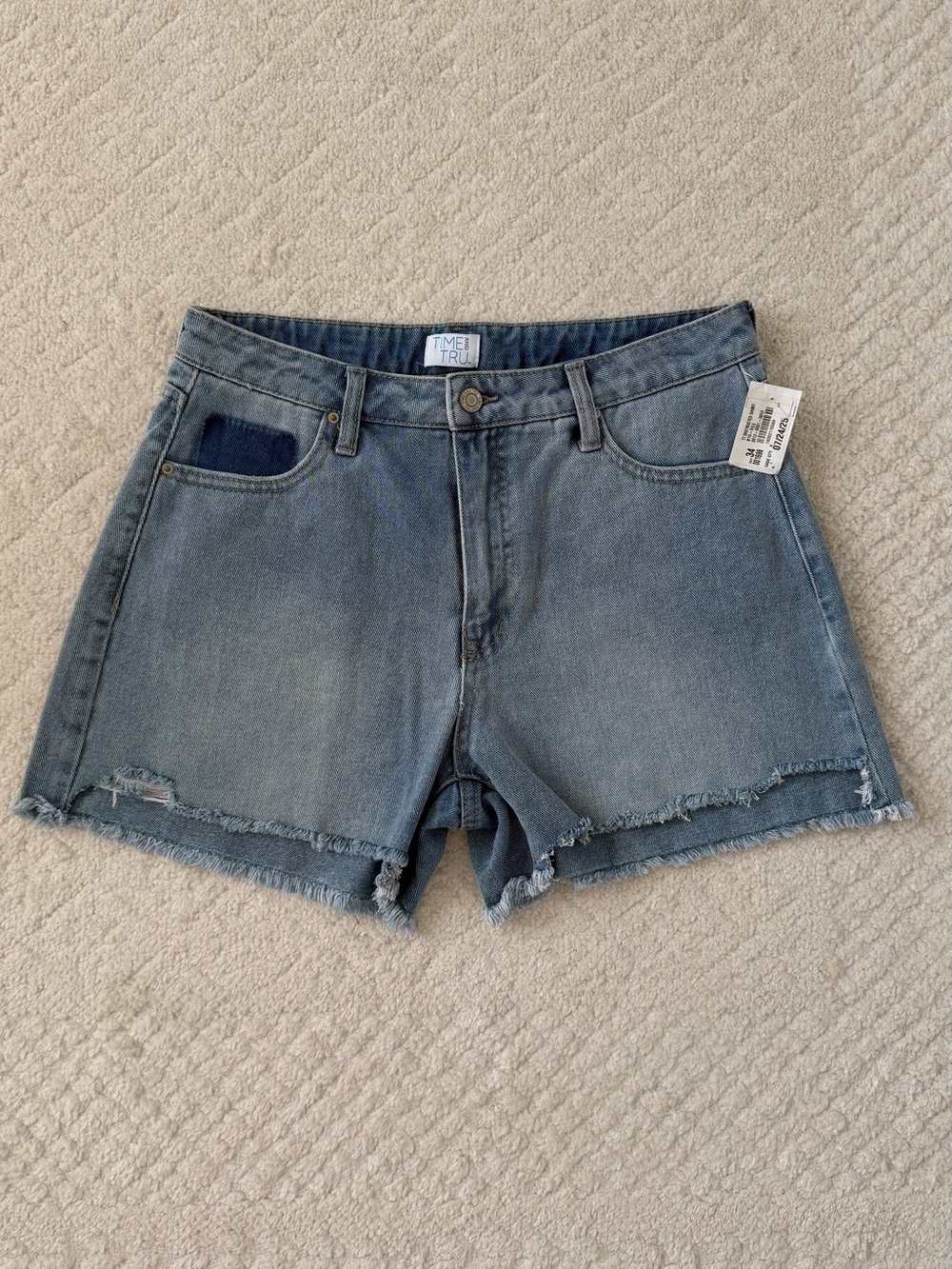 NWT Time and Tru Women's Light
Blue Denim Shorts